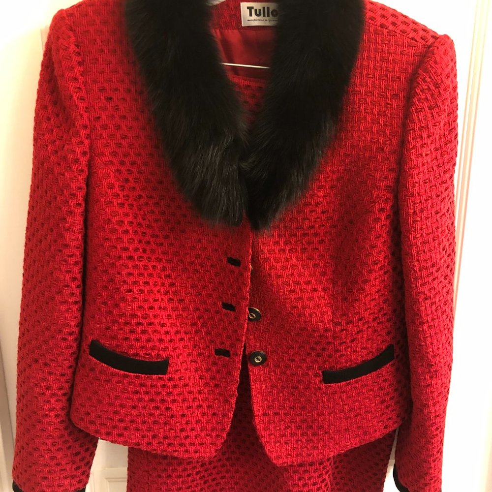 Tullo 2 Piece Ladie's Ensemble With Black Fox Col… - image 7